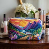Quilted beauty case with retro travel pattern NCU0PT9475